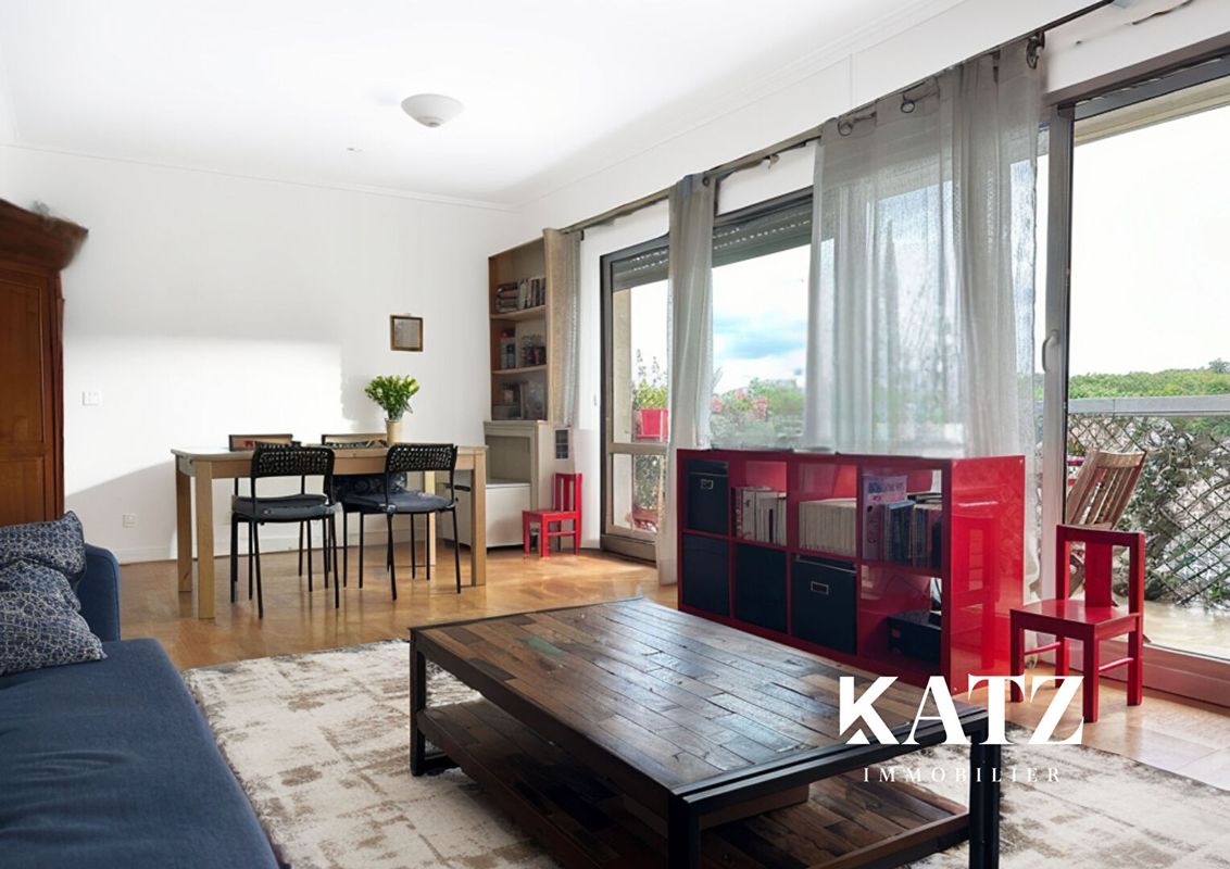 Apartamento de 2 dormitorios en Garches, France No. 176274