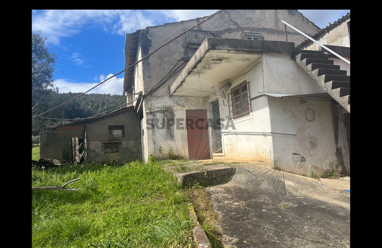 4 bedrooms House in Macas de Dona Maria, Portugal No. 221013