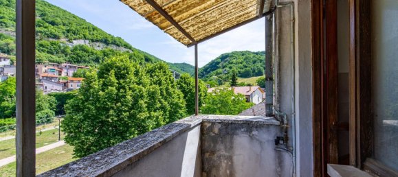 3 rooms House in Borgorose, Italy No. 44700 13