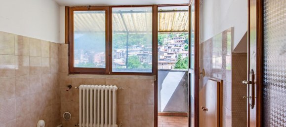 3 rooms House in Borgorose, Italy No. 44700 11