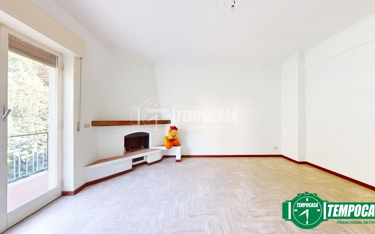 Apartamento de 4 habitaciónes en Ovada, Italy No. 175570