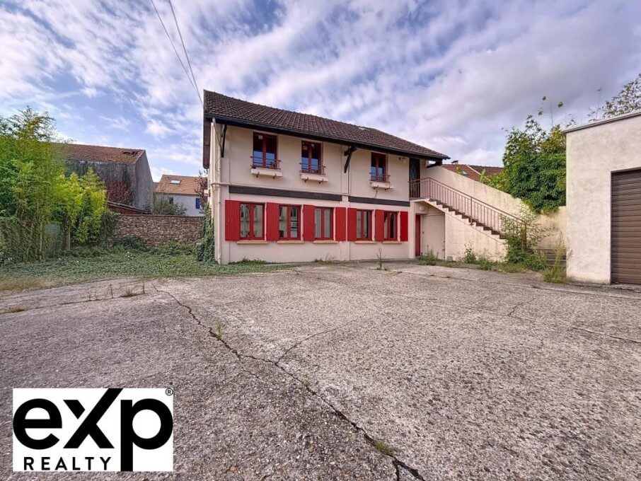 2غرفة شقة في Epone, France رقم 317976