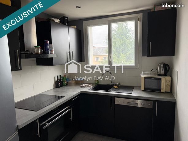 3 bedrooms Apartment in Angers, France No. 314372