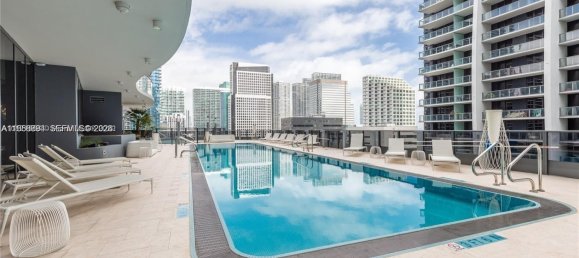 1 dormitorio propiedad comercial en alquiler en Miami, Miami-Dade, Florida, USA № 614253 19