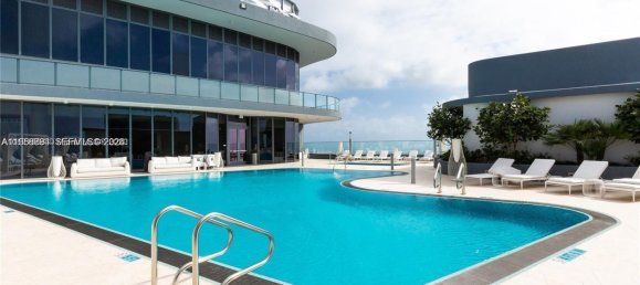 1 dormitorio propiedad comercial en alquiler en Miami, Miami-Dade, Florida, USA № 614253 12