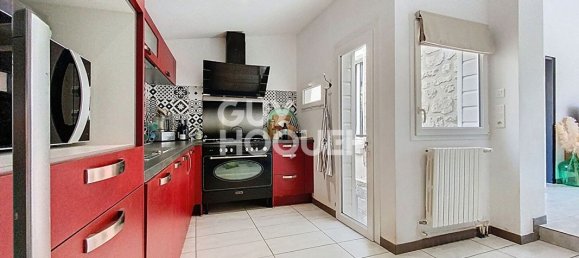 2 bedrooms House in Caen, France No. 354625 6