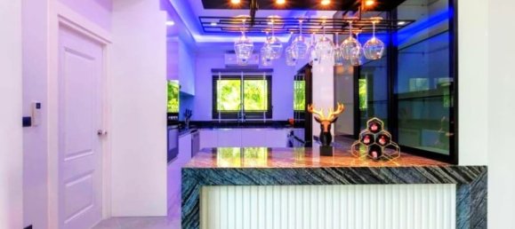 5 bedrooms House in Pattaya, Thailand No. 27057 13