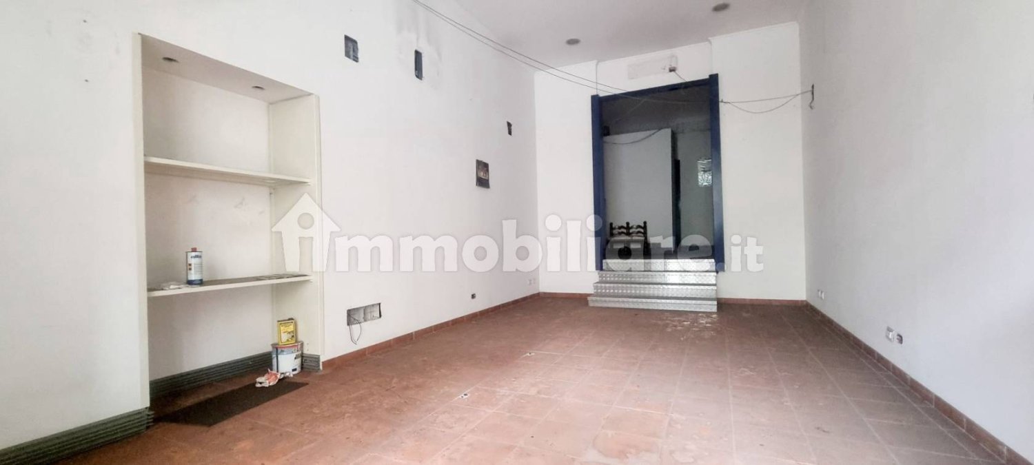 Propiedad comercial de 3 habitaciónes en Rome, Italy No. 196736