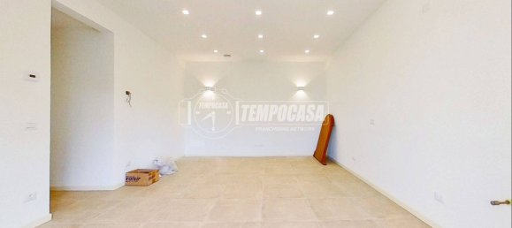 2 bedrooms House in Cattolica, Italy No. 201260 4