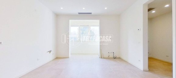 2 bedrooms House in Cattolica, Italy No. 201260 2