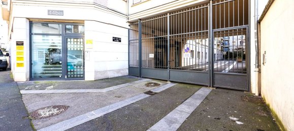 4 bedrooms Duplex in Clichy, France No. 147200 13