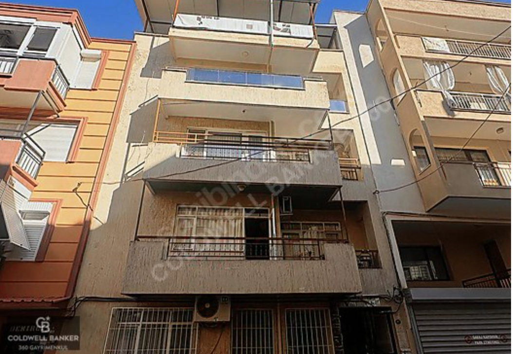 Apartment 3+1 in Izmir, Turkey No. 40405