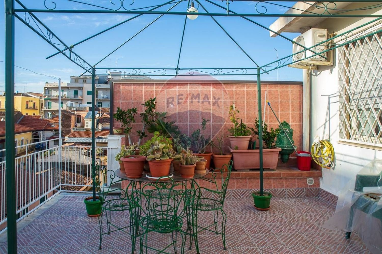 4غرفة شقة في Catania, Italy رقم 178238