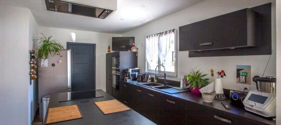 Дом с 3 спальнями в Приморская Шаранта, Франция № 338663 2