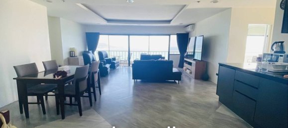 4 bedrooms Condo in Kathu, Thailand No. 19015 2