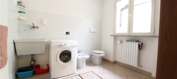 3 bedrooms House in Madone, Italy No. 177352 20