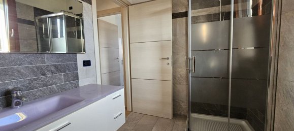 2 Schlafzimmer Wohnung in Padua, Italy, Nr. 337103 10