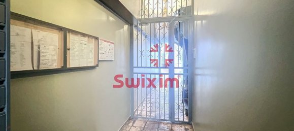 2 rooms Apartment in Paris, France No. 162899 12
