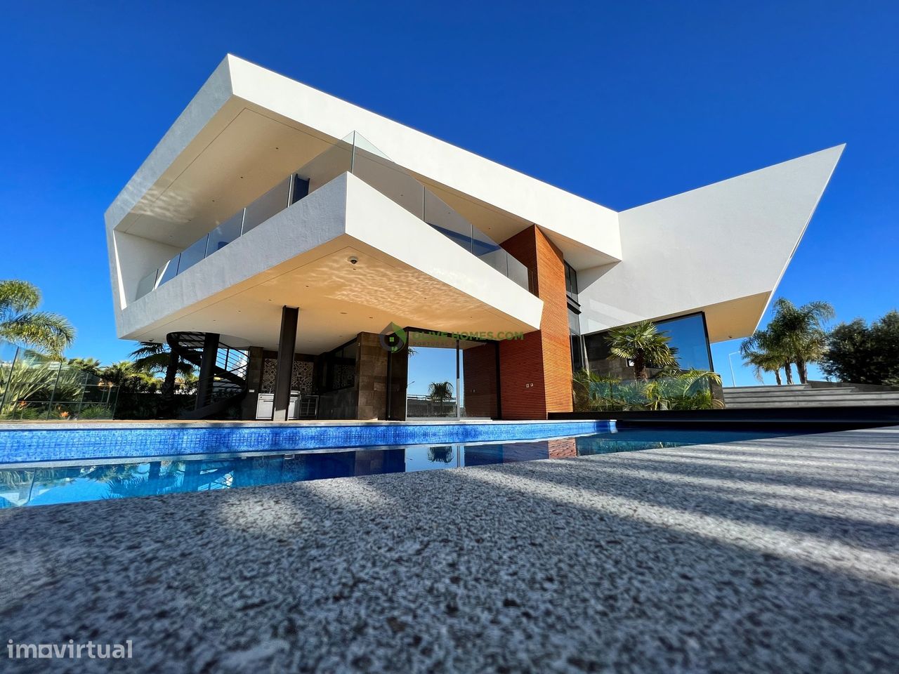 4 bedrooms Villa in Lagos, Portugal No. 132112