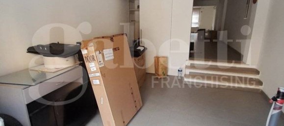 4-salle Bureau à Poggibonsi, Italy No. 272663 2