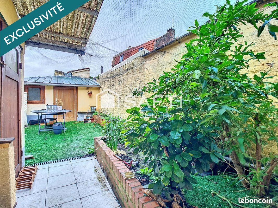 3 Schlafzimmer Haus in Wattrelos, France, Nr. 71289