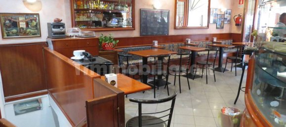 3 rooms Commercial property in Genoa, Italy No. 107733 24