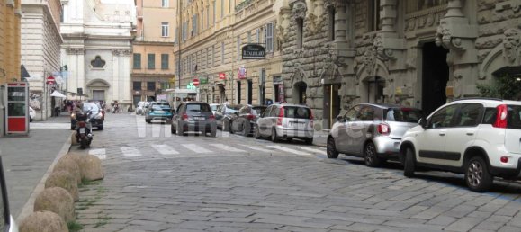 3 rooms Commercial property in Genoa, Italy No. 107733 30