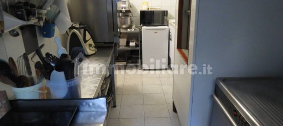 3 rooms Commercial property in Genoa, Italy No. 107733 15