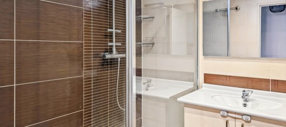 2 bedrooms Apartment in Nanterre, France No. 105189 14