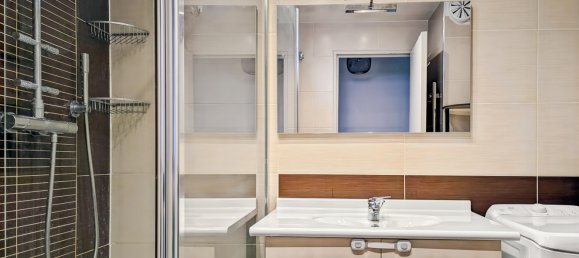 2 bedrooms Apartment in Nanterre, France No. 105189 15