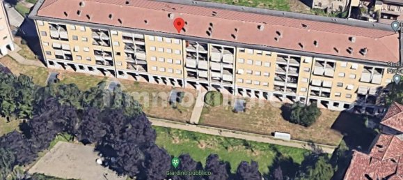 Oficina de 4 habitaciónes en Bergamo, Italy No. 84641 2