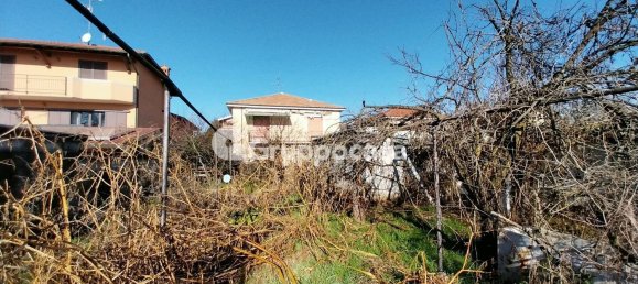 4 rooms Villa in Magenta, Italy No. 64284 5