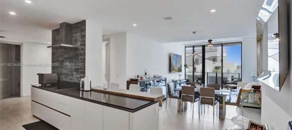 3 Schlafzimmer Gewerbliche Immobilien in Miami, USA, Nr. 615451 26