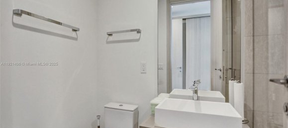 3 Schlafzimmer Gewerbliche Immobilien in Miami, USA, Nr. 615451 29