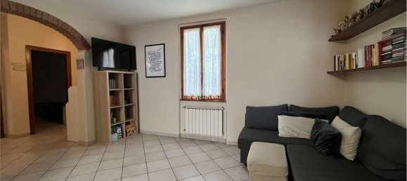 4 bedrooms Apartment in Calenzano, Italy No. 374685 3