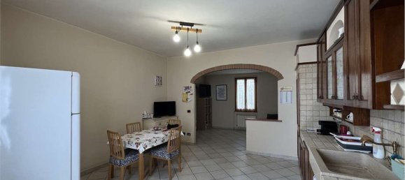 4 bedrooms Apartment in Calenzano, Italy No. 374685 6