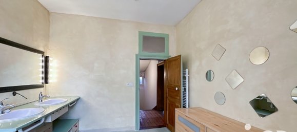 4 Schlafzimmer Stadthaus in Chateau-Renard, France, Nr. 224119 12