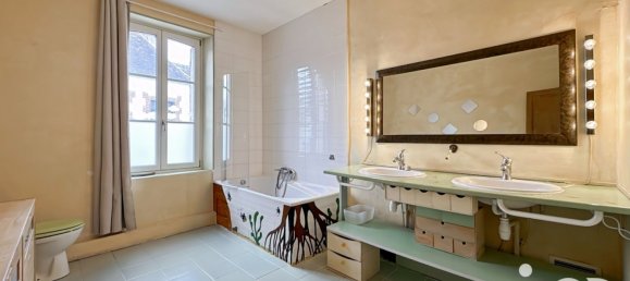 4 Schlafzimmer Stadthaus in Chateau-Renard, France, Nr. 224119 11