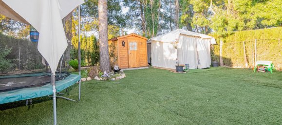 Adosado de 5 dormitorios en Peligros, Spain No. 136116 9