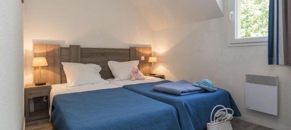 2 bedrooms House in Le Tronchet, France No. 264061 10