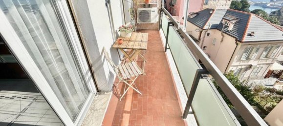 Квартира с 6 комнатами в Савона, Италия № 152679 12