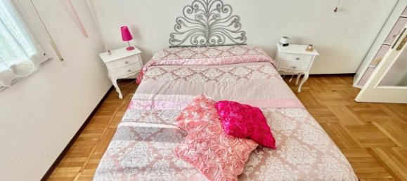 Квартира с 6 комнатами в Савона, Италия № 152679 21