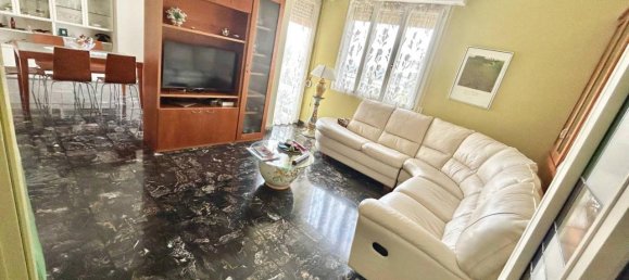 Квартира с 6 комнатами в Савона, Италия № 152679 3