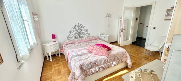 Квартира с 6 комнатами в Савона, Италия № 152679 22