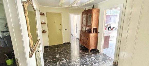 Квартира с 6 комнатами в Савона, Италия № 152679 25