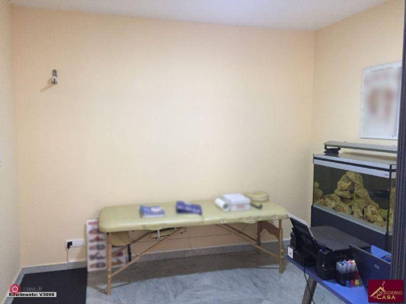 2-salle Propriété commerciale à Bagheria, Italy No. 116159