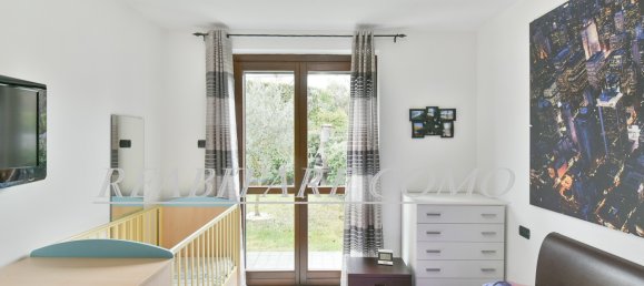 1 bedroom Apartment in Monguzzo, Italy No. 82167 17