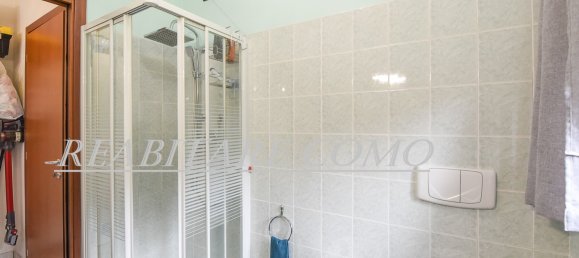 1 bedroom Apartment in Monguzzo, Italy No. 82167 23