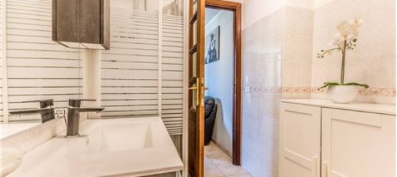 2 Schlafzimmer Wohnung in Rome, Italy, Nr. 294249 16