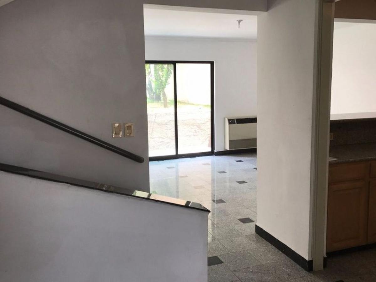 Дом с 3 спальнями в Нуэво Леон, Мексика № 181295